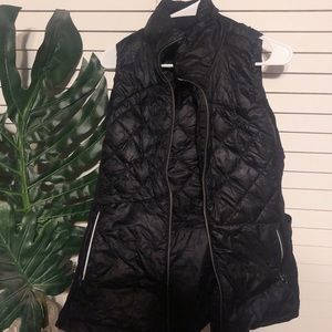 Lululemon ski vest